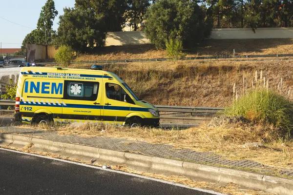 Avoid Travel Hassles: How to Secure Long-Distance Medical Transportation