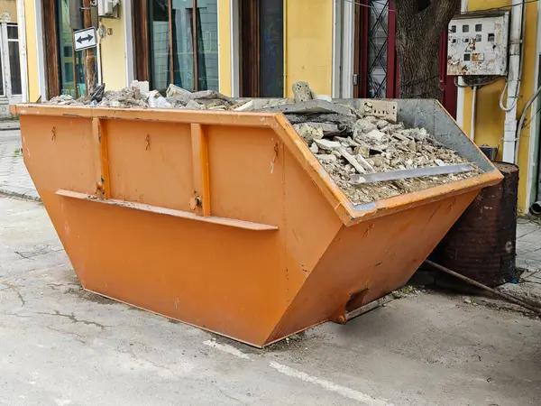 Roll Off Dumpster Rental Services You Can Trust